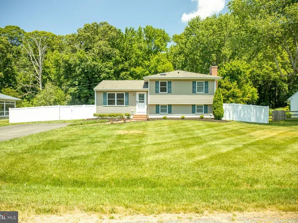 27990 Woods Rd, Easton, MD 21601
