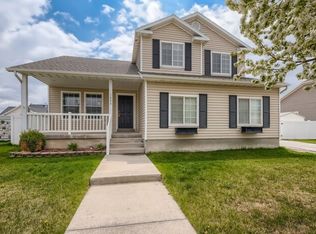 1334 E Hawk Way, Eagle Mountain, UT 84005