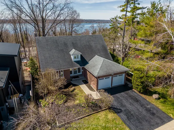365 Codrington St, Barrie, ON L4M 1S9