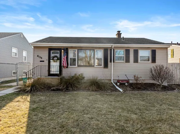 8136 5th St, Highland, IN 46322
