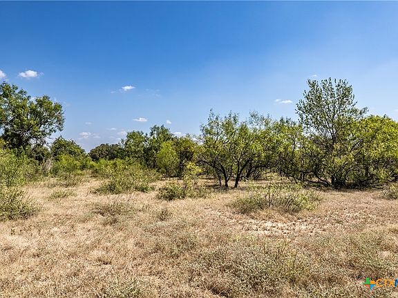 3rd image of 4 Track Rd