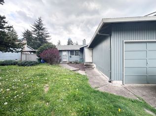 39900 McCormick Dr, Sandy, OR 97055