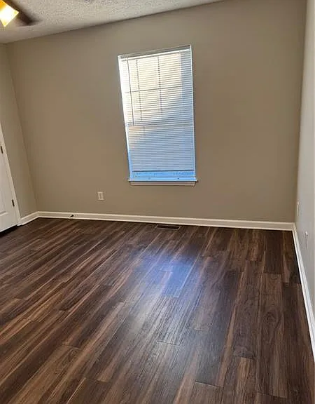 146 Bridge View Dr — Photo 24