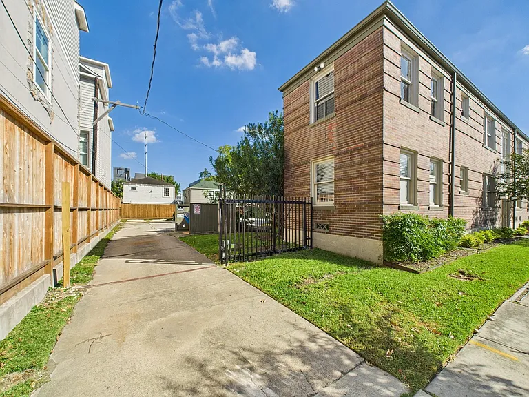 1920 Richmond Ave #4 — Photo 19