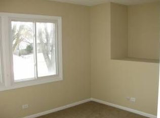 1602 Monroe Ln, Hanover Park, IL 60133
