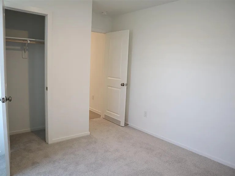 216 Lantana Ln — Photo 23