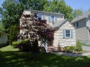 12 Ardmaer Dr, Bridgewater, NJ 08807