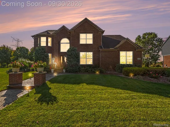 623 Ambleside Ln, Canton, MI 48187