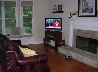 6725 Fairstream Ct, Suwanee, GA 30024