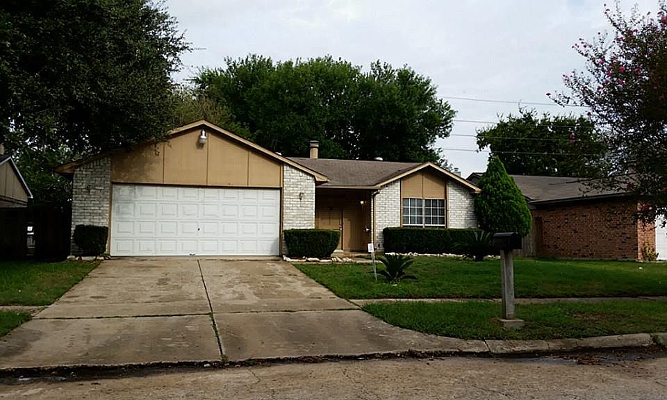 1st image of 6718 Loch Langham Dr