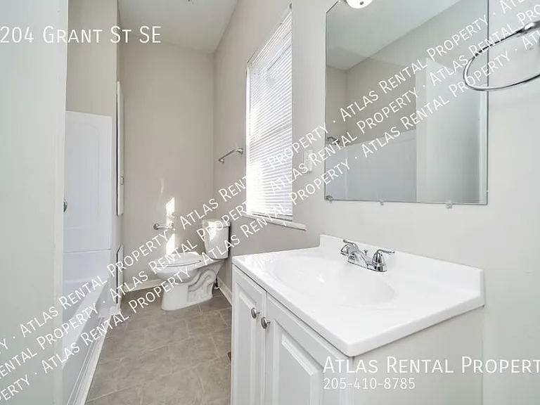 1204 Grant St SE — Photo 15