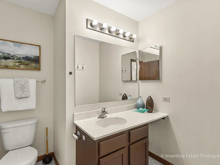 3128 Quincy Ln — Photo 19