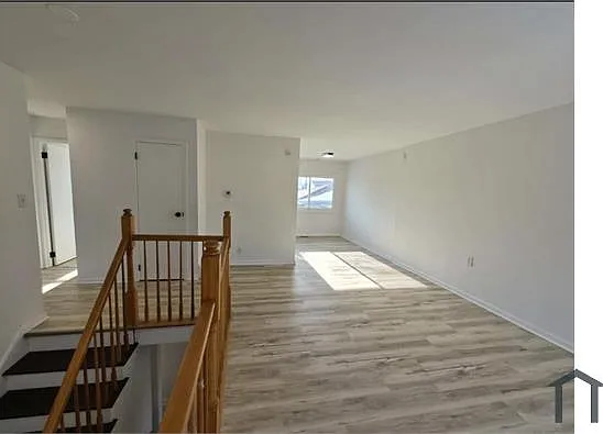225 McKool Ave — Photo 9