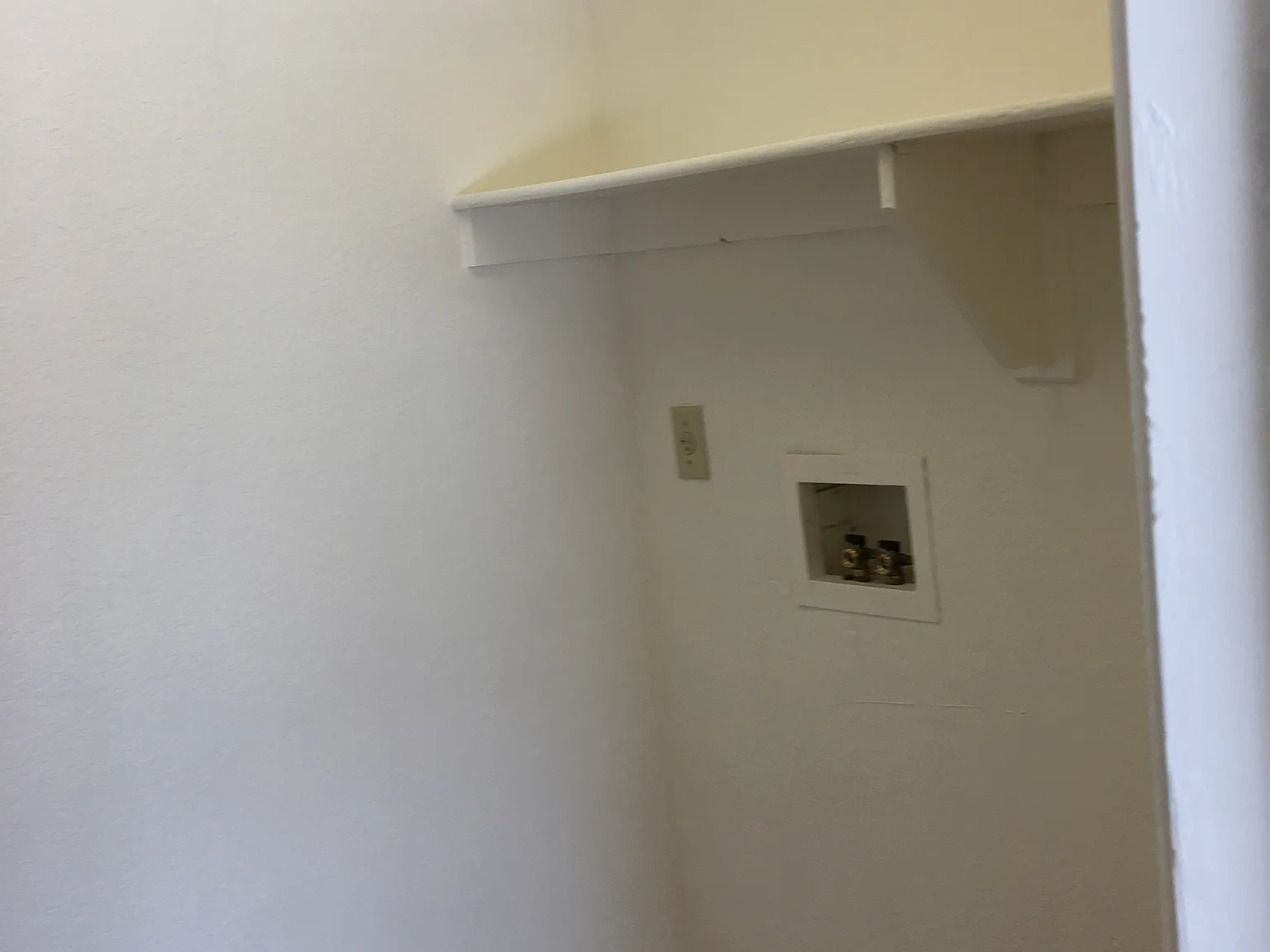 3 bed, 1480 sqft, $1,700 — Photo 2