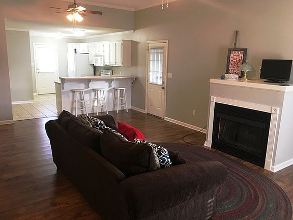 3rd image of 217 Eagles Nest Ln
