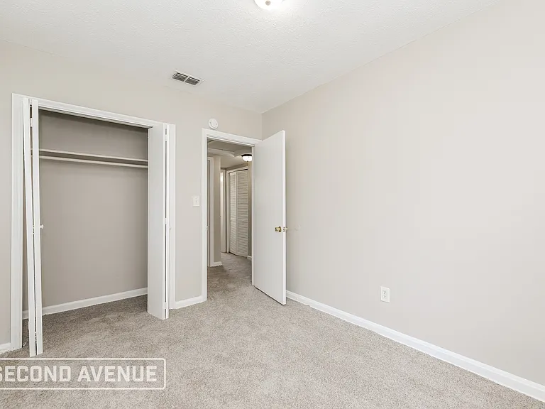1021 Lake Forest Blvd — Photo 15