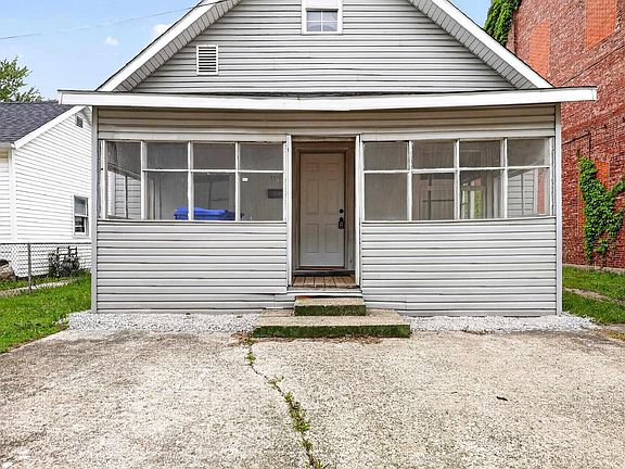 2nd image of 1110 E Vaile Ave