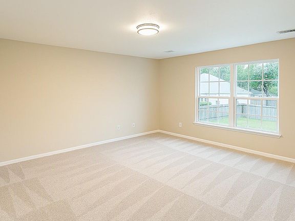 5th image of 3902 Flatwood Dr