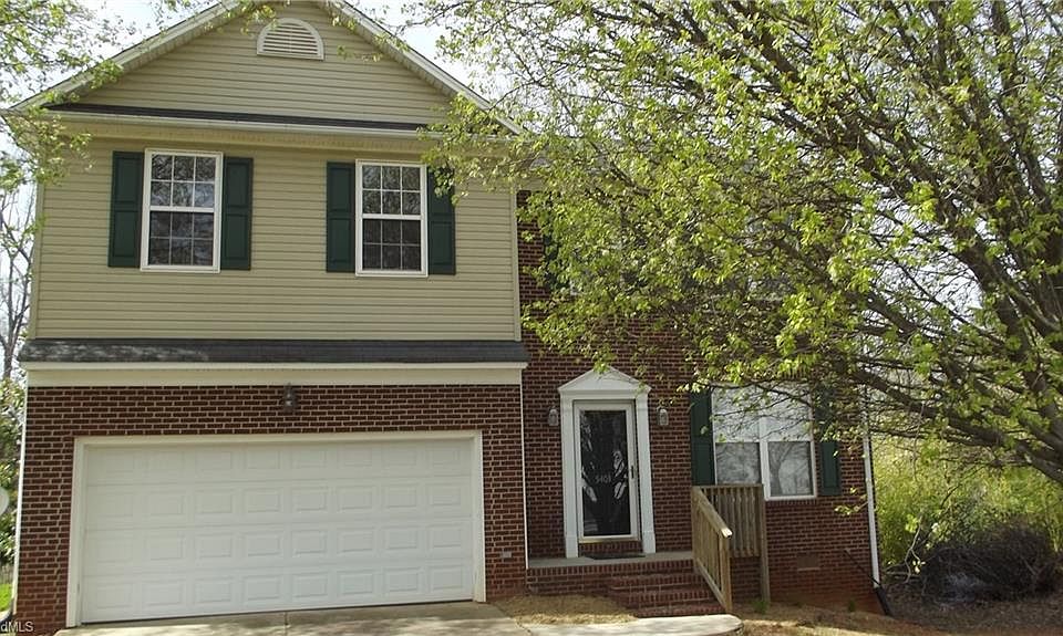 1st image of 5403A Carriage Woods Dr
