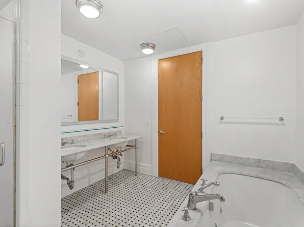 30 Main Street image 6 of 15