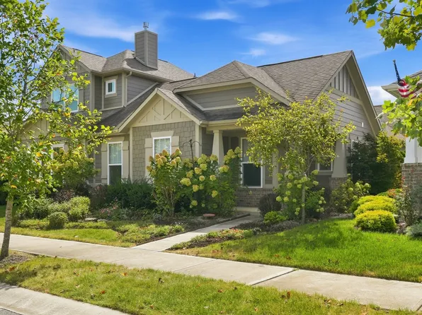 7217 Antiquity Dr, Carmel, IN 46033