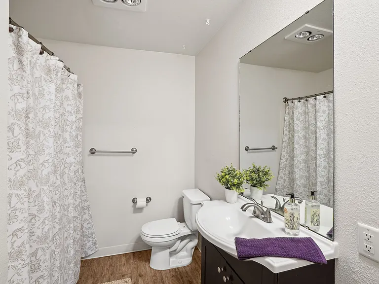 1820 NE 104th Ave #1 — Photo 7