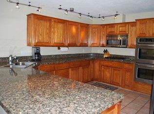 7015 Borg Rd NE, Albuquerque, NM 87111