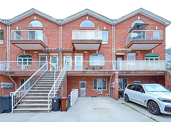 52 Bay 32nd Street, #3B