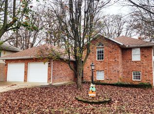 1019 E Daniels Street, Aurora, MO 65605