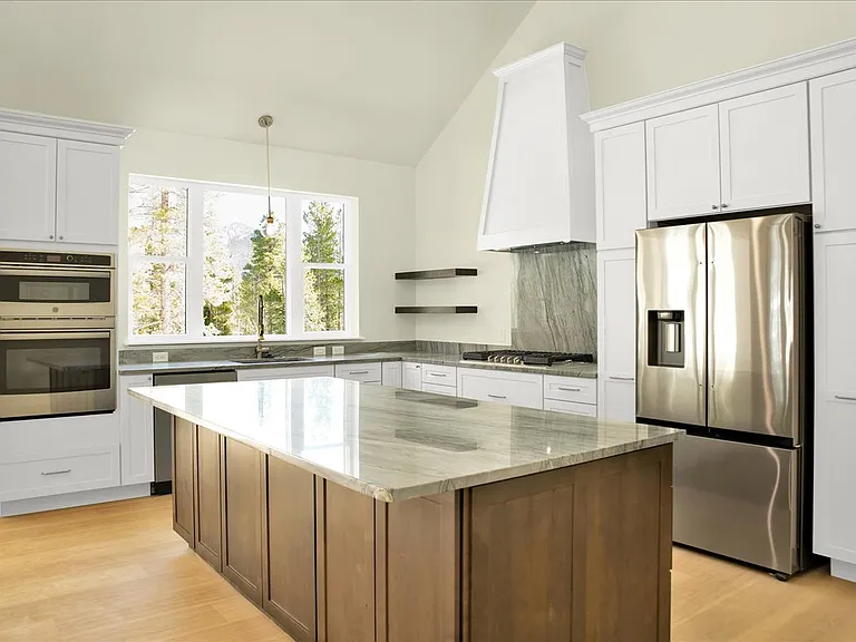 185 Conestoga Rd — Photo 24