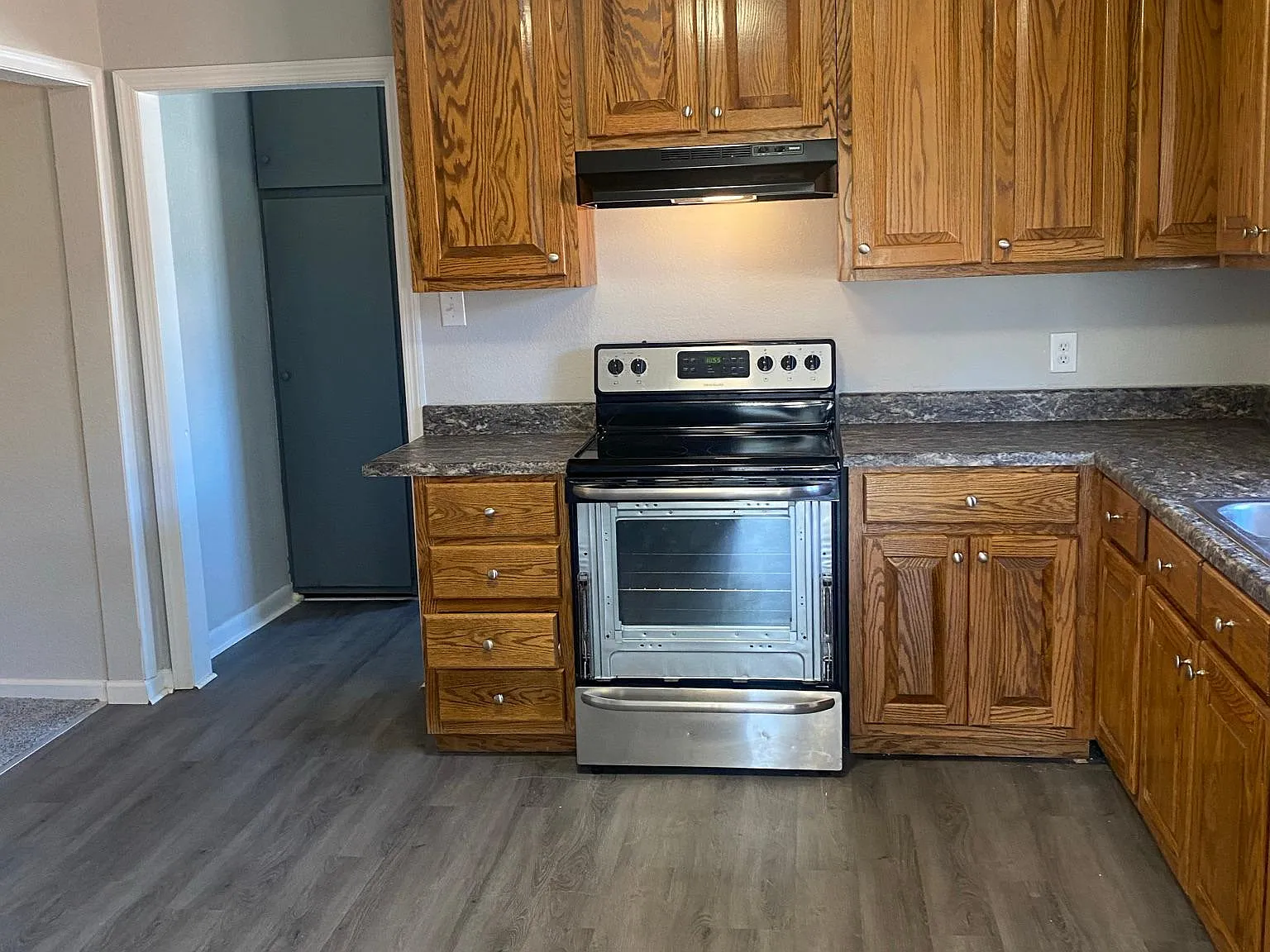 3 bed, 1360 sqft, $1,675 — Photo 3