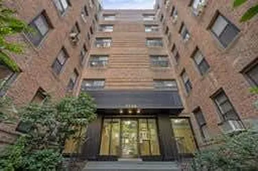 2229 Knapp Street, #6D