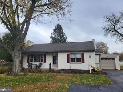 145 Rose Dr, Lancaster, PA, 17602