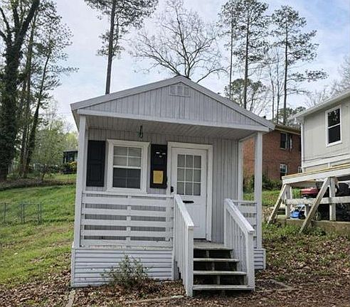 2nd image of 2298 Tilson Cir #B