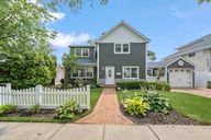 photo property thumbnail