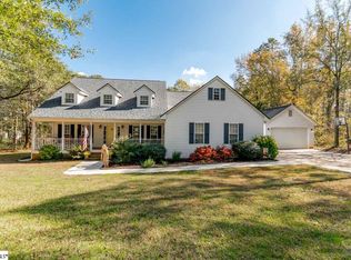 250 Shannon Lake Cir, Greenville, SC 29615