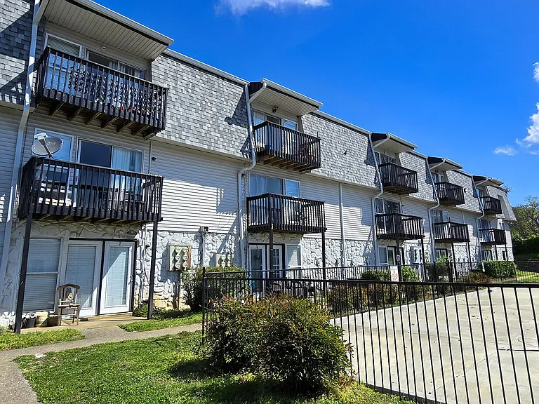 Garden View Terrace — Photo 10