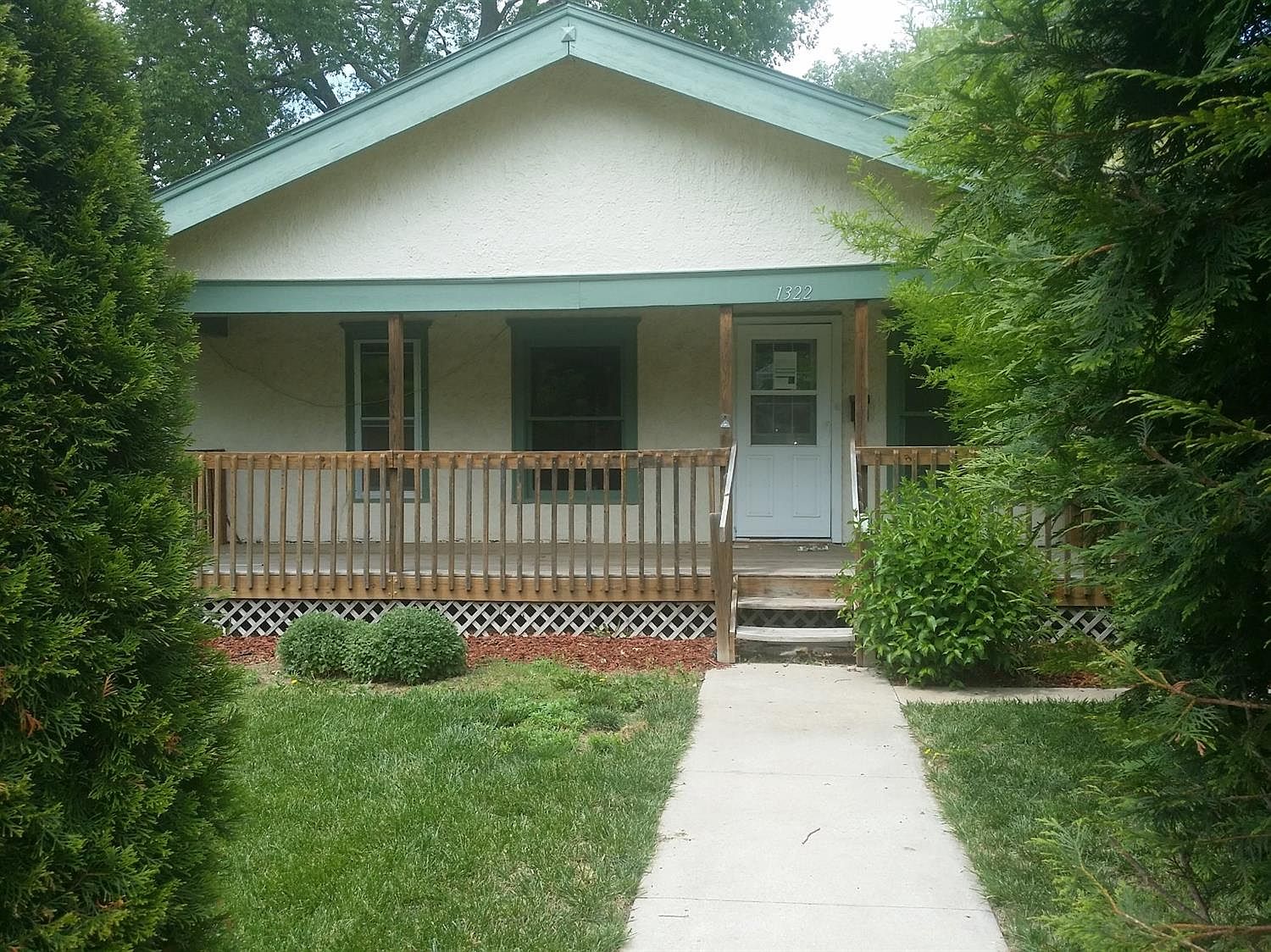 1322 Market St Beatrice NE 68310 Zillow