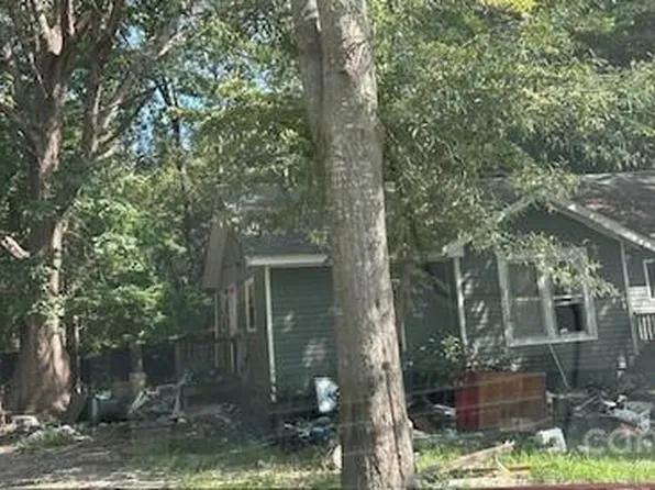 101 Melvin Ct, Grover, NC 28073