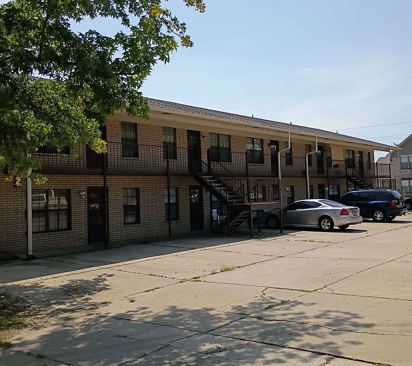 1400 Jacobs Ave