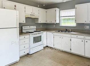 807 N Clydeton Rd UNIT 807, Waverly, TN 37185