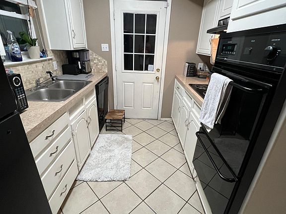 galley kitchen