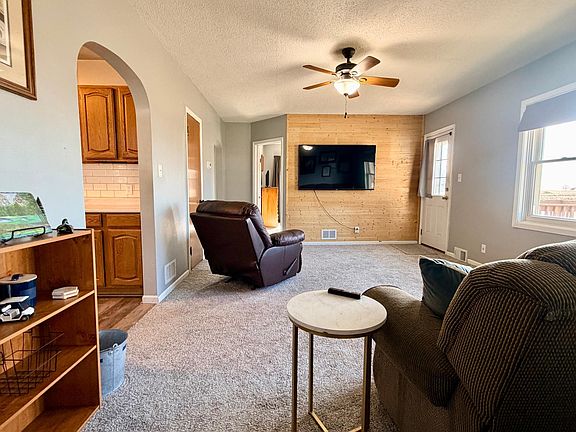 5th image of 506 Frontier Rd