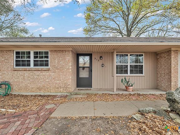 3rd image of 313 Ruggles Loop