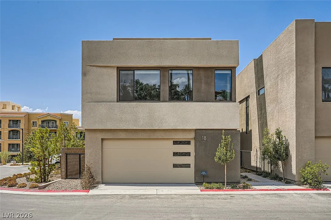3 bed, 4.5 bath, 3210 sqft, $6,800 — Photo 1