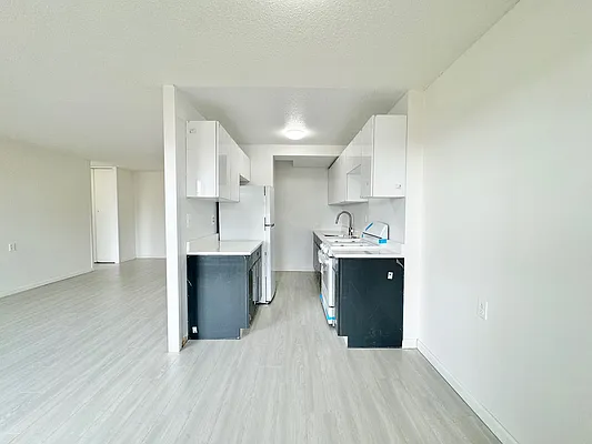 Rented by Keller Williams NYC | media 8