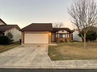 6919 Sunshine Tree Dr, San Antonio, TX 78249