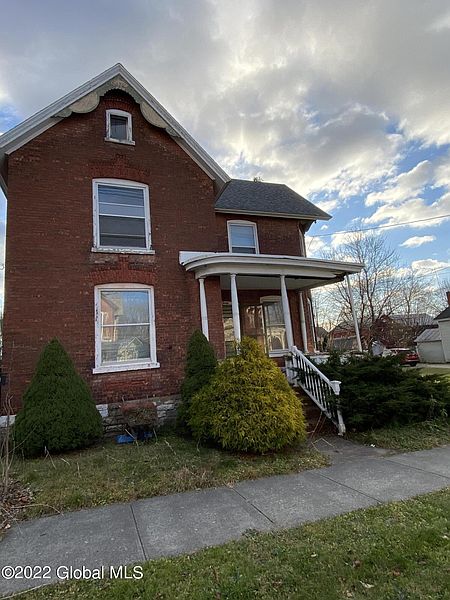 2nd image of 30 N Division Street