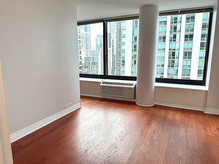 155 N Harbor Dr #3007 — Photo 20