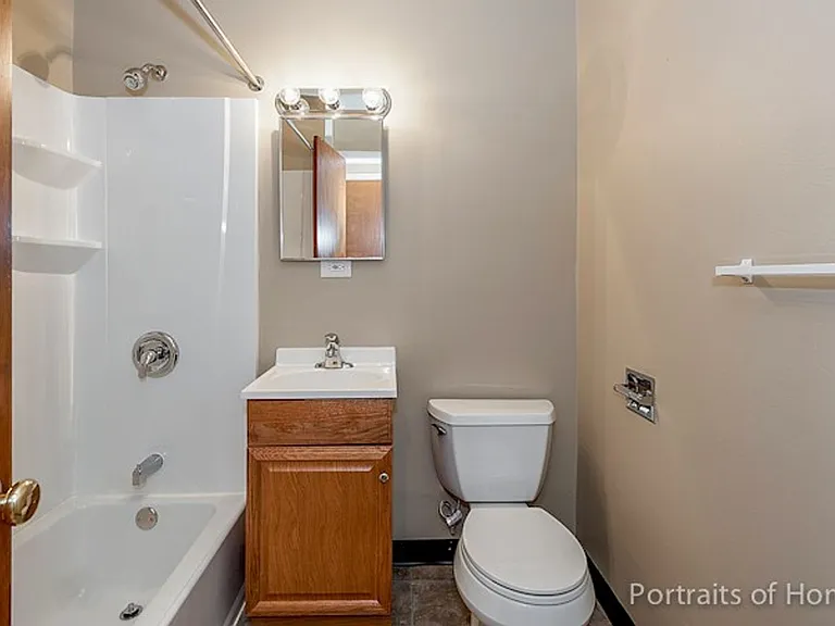 329 S Cornell Ave — Photo 6
